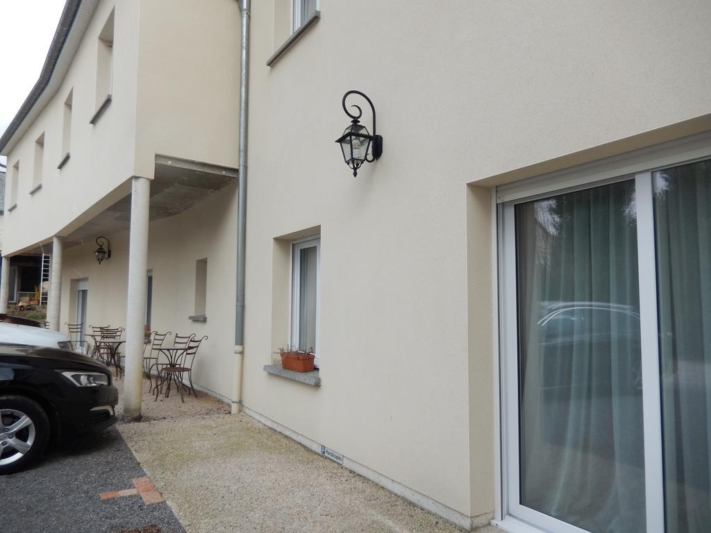 Logis Hotel & Restaurant Du Chemin Des Dames Corbeny Exterior foto