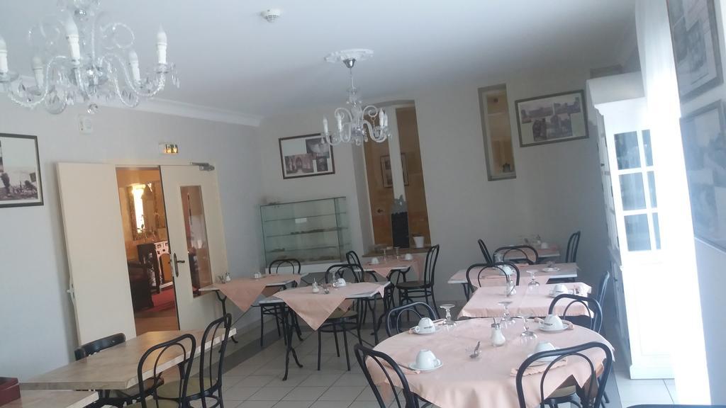 Logis Hotel & Restaurant Du Chemin Des Dames Corbeny Exterior foto